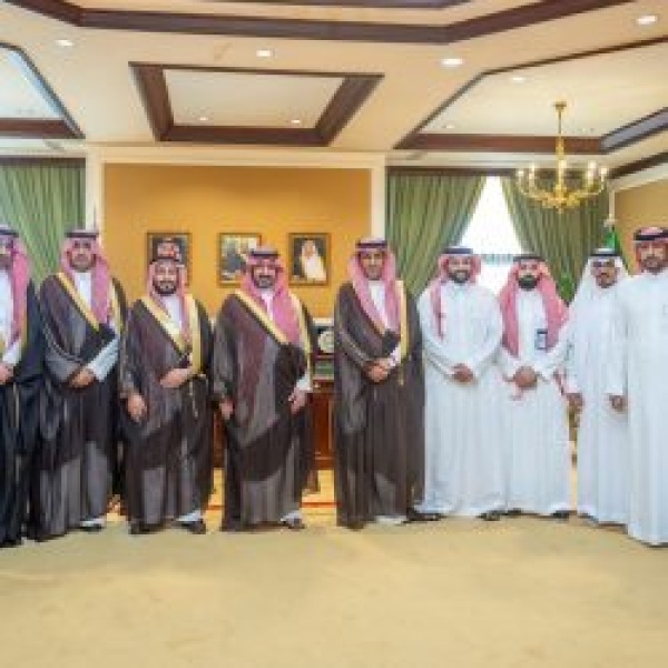 نائب أمير تبوك يط لع على خطط تطوير الخدمات الصحية ومستجدات التحول الصحي بالمنطقة نائب أمير تبوك يط لع على خطط تطوير الخدمات الصحية ومستجدات التحول الصحي بالمنطقة