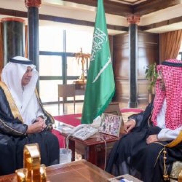 أمير تبوك يستقبل مدير فرع مركز المعلومات الوطني بمنطقة تبوك أمير تبوك يستقبل مدير فرع مركز المعلومات الوطني بمنطقة تبوك