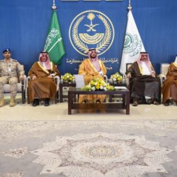 محافظ الطائف يكر م الفائزين بجائزة الطائف للعمل التطوعي والمجتمعي في دورتها الثالثة