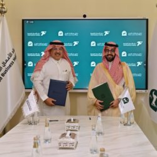 نادي سباقات الخيل و تلاد للأعمال القابضة يوقعان مذكرة تفاهم لتعزيز الابتكار في الطب البيطري وأبحاث الخيل نادي سباقات الخيل و تلاد للأعمال القابضة يوقعان مذكرة تفاهم لتعزيز الابتكار في الطب البيطري وأبحاث الخيل