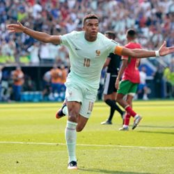 فرنسا تعبر المغرب إلى نصف النهائي في مونديال العالم 2026 فرنسا تعبر المغرب إلى نصف النهائي في مونديال العالم 2026