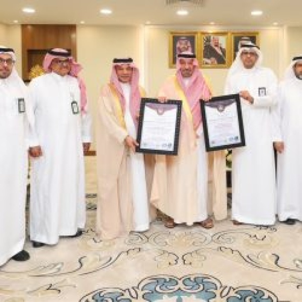أمير نجران يشيد بحصول فرع وزارة الصحة بالمنطقة على شهادتي التيزو الدوليتين أمير نجران يشيد بحصول فرع وزارة الصحة بالمنطقة على شهادتي التيزو الدوليتين