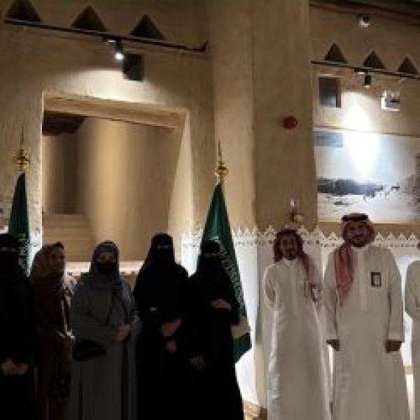 جمعية فنون التصميم الداخلي تختتم تدريب طالبات جامعة جازان جمعية فنون التصميم الداخلي تختتم تدريب طالبات جامعة جازان