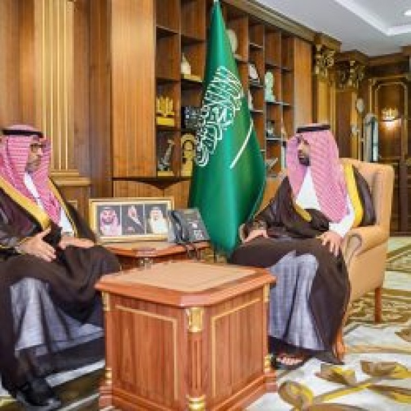أمير جازان يشهد توقيع اتفاقيات لتعزيز خدمات القطاع الصحي وتوسيع نطاق برنامج المدن الصحية بالمنطقة
