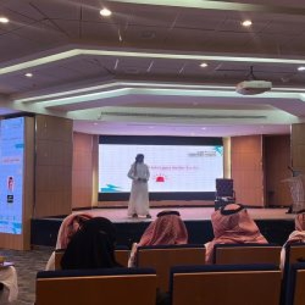 المتحدث الإعلامي بين صناعة الرسالة وإدارة الأزمات المتحدث الإعلامي بين صناعة الرسالة وإدارة الأزمات