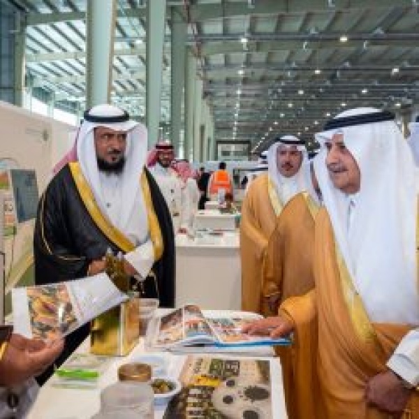 أمير تبوك يدش ن مهرجان المنتجات الزراعية 2026 بالمنطقة أمير تبوك يدش ن مهرجان المنتجات الزراعية 2026 بالمنطقة