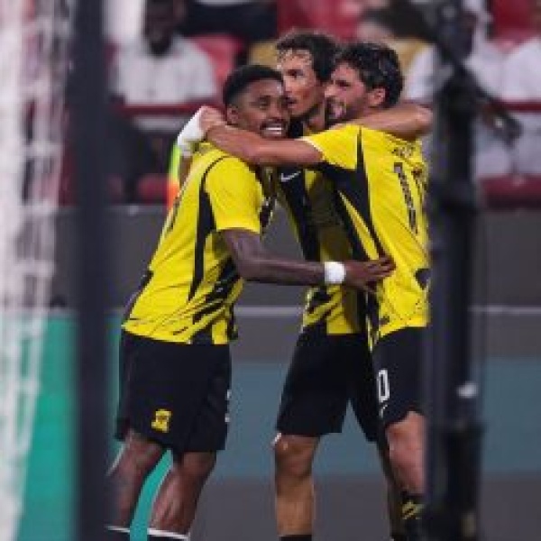 الاتحاد يكسب الجزيرة الإماراتي برباعية ويحجز مقعد ا بنخبة آسيا الاتحاد يكسب الجزيرة الإماراتي برباعية ويحجز مقعد ا بنخبة آسيا