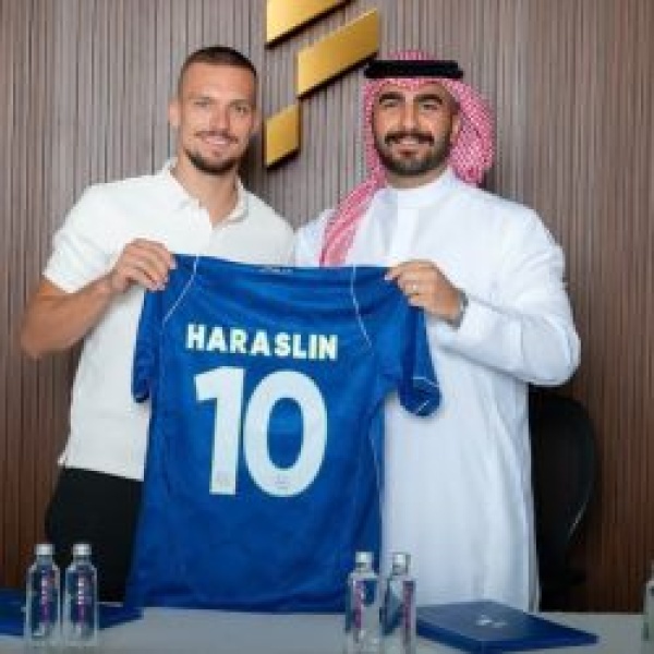 الفتح يتعاقد مع المهاجم السلوفاكي هراسلين حتى 2029 الفتح يتعاقد مع المهاجم السلوفاكي هراسلين حتى 2029