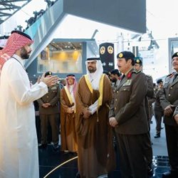 مدير الأمن العام يزور معرض ليب 2026 ويط لع على أحدث التقنيات الأمنية