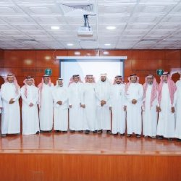 فرع البيئة بتبوك ينظم ورشة عمل للتعريف بخدمات وبرامج المركز الوطني للنخيل والتمور فرع البيئة بتبوك ينظم ورشة عمل للتعريف بخدمات وبرامج المركز الوطني للنخيل والتمور