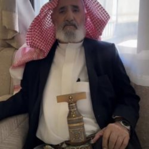 ذاكرة البطولة لا ترحل وفاة الشيخ والغازي وأحد أبطال الوطن في حرب القهر مشبب بن علي آل نومة رحمه الله ذاكرة البطولة لا ترحل وفاة الشيخ والغازي وأحد أبطال الوطن في حرب القهر مشبب بن علي آل نومة رحمه الله