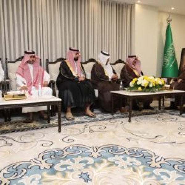 أمير نجران يط لع على أعمال جمعية واعد الرياضية ونتائج بطولة كأس الجمعية للمحافظات أمير نجران يط لع على أعمال جمعية واعد الرياضية ونتائج بطولة كأس الجمعية للمحافظات