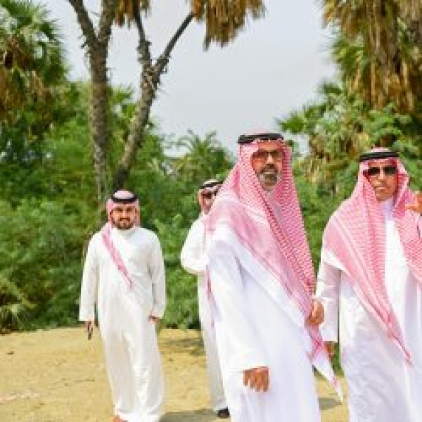 نائب أمير جازان يزور العين الحارة بالعارضة نائب أمير جازان يزور العين الحارة بالعارضة