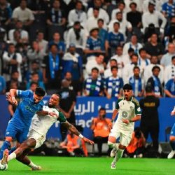 الهلال يكسب الأهلي بثلاثية في دوري روشن للمحترفين الهلال يكسب الأهلي بثلاثية في دوري روشن للمحترفين