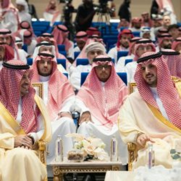 محافظ الطائف يشهد ختام منتدى الطائف للهجن في التراث