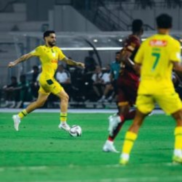 الخليج يتغلب على الحزم برباعية في دوري روشن للمحترفين