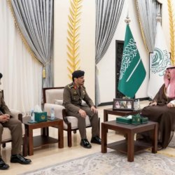 محافظ الطائف يستقبل مدير مكافحة المخدرات المعي ن حديث ا محافظ الطائف يستقبل مدير مكافحة المخدرات المعي ن حديث ا