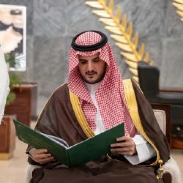 محافظ الطائف يستقبل منسوبي جمعية ساعد للبحث والإنقاذ محافظ الطائف يستقبل منسوبي جمعية ساعد للبحث والإنقاذ