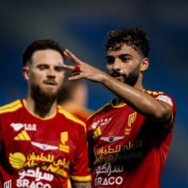 القادسية يتغل ب على أبها بثنائية في دوري روشن للمحترفين القادسية يتغل ب على أبها بثنائية في دوري روشن للمحترفين