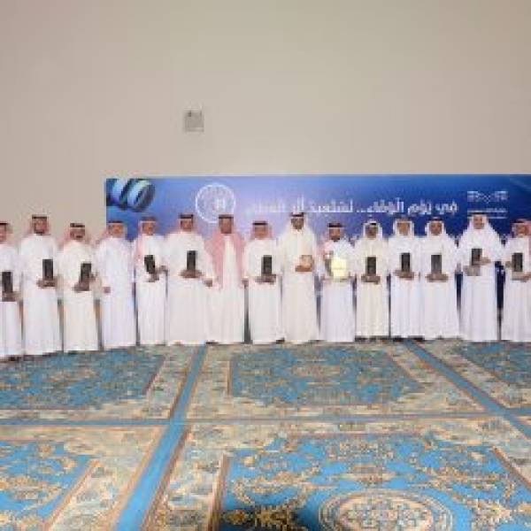 أسرة التربية البدنية بعسير تحتفي بـ16 من زملائها المتقاعدين أسرة التربية البدنية بعسير تحتفي بـ16 من زملائها المتقاعدين