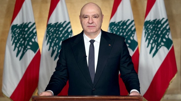 الرئيس اللبناني يتوجه إلى روما للقاء بابا الفاتيكان ورئيسة الوزراء الإيطالية الرئيس اللبناني يتوجه إلى روما للقاء بابا الفاتيكان ورئيسة الوزراء الإيطالية