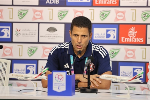 الأهلي المصري يعلن تعاقده مع مدرب الجزيرة