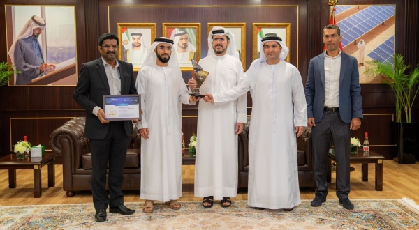 كهرباء دبي تفوز بجائزتين عالميتين للابتكار والهندسة الرقمية