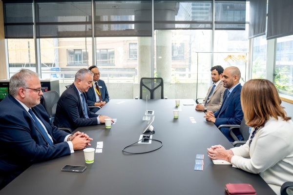 غرف دبي تبحث تطوير التجارة والاستثمار مع مقاطعة بريتيش كولومبيا الكندية غرف دبي تبحث تطوير التجارة والاستثمار مع مقاطعة بريتيش كولومبيا الكندية