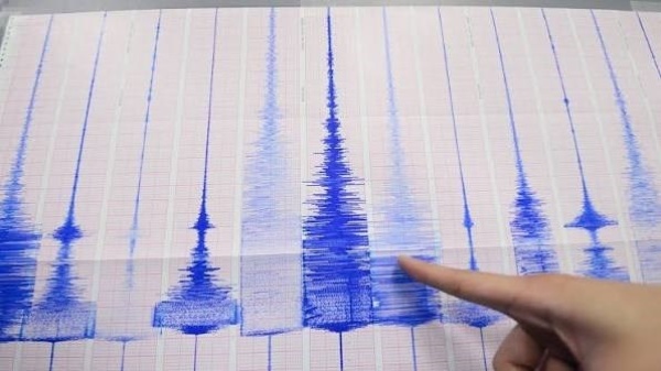 زلزال يهز قبالة جزيرة كريت في اليونان زلزال يهز قبالة جزيرة كريت في اليونان