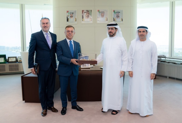 كهرباء دبي تبحث التعاون في قطاع الطاقة والبنية التحتية مع تركيا كهرباء دبي تبحث التعاون في قطاع الطاقة والبنية التحتية مع تركيا