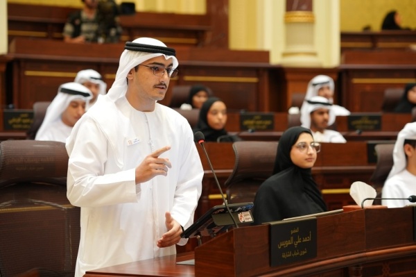 شباب الشارقة يرسم طريق الابتكار الأخضر والأمن الغذائي شباب الشارقة يرسم طريق الابتكار الأخضر والأمن الغذائي