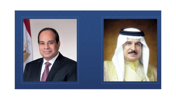 ملك البحرين والرئيس المصري يؤكدان ضرورة وقف الهجمات الإيرانية وتهديدات الملاحة البحرية ملك البحرين والرئيس المصري يؤكدان ضرورة وقف الهجمات الإيرانية وتهديدات الملاحة البحرية
