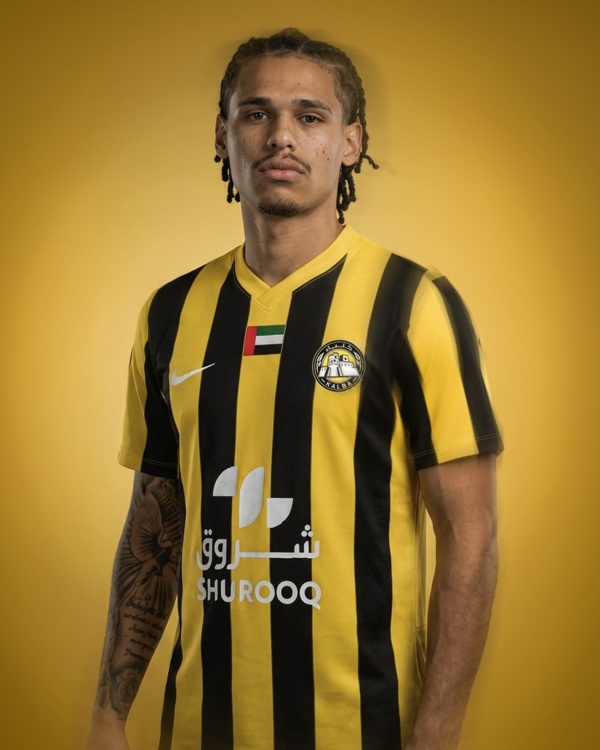كلباء يضم بيرو ومروان فهد كلباء يضم بيرو ومروان فهد