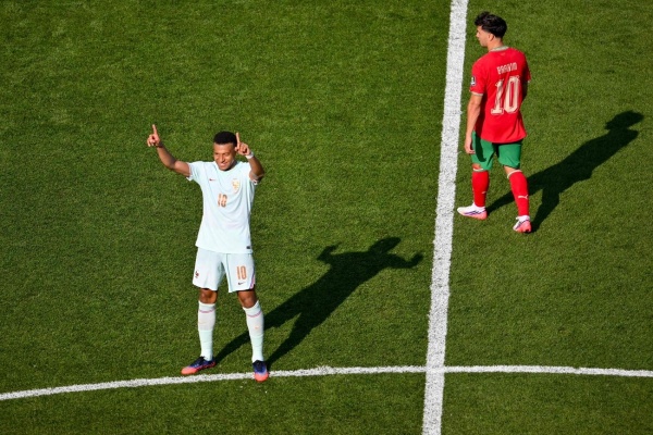 مبابي الأسطورة يزي ن مسيرته في كأس العالم بأرقام مذهلة مبابي الأسطورة يزي ن مسيرته في كأس العالم بأرقام مذهلة