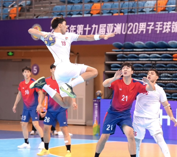 منتخب شباب اليد يحلق ببطاقتي المونديال ونصف نهائي آسيا منتخب شباب اليد يحلق ببطاقتي المونديال ونصف نهائي آسيا