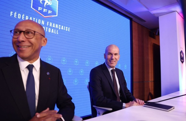 رسميا الاتحاد الفرنسي يعلن تعيين زيدان مدربا للمنتخب