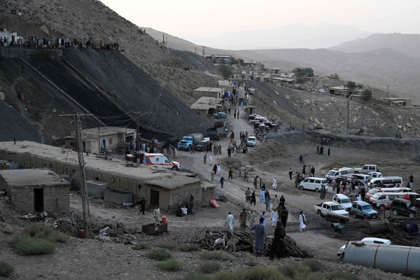 34 قتيلا في انفجار بمنجم بباكستان