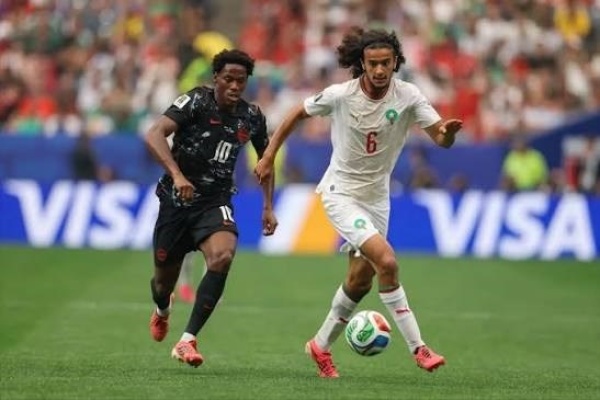 أيوب بوعدي تلميذ المغرب النجيب وعبقري الفيزياء أيوب بوعدي تلميذ المغرب النجيب وعبقري الفيزياء