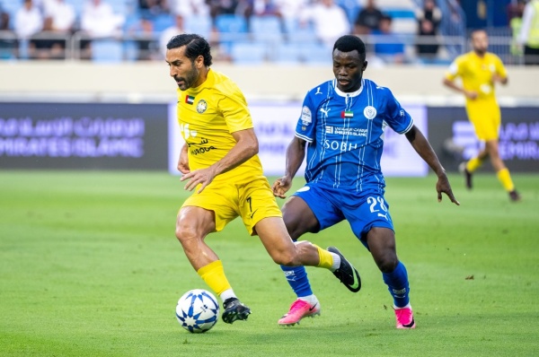 النصر يحبط مفاجأة كلباء في افتتاح دوري المحترفين النصر يحبط مفاجأة كلباء في افتتاح دوري المحترفين