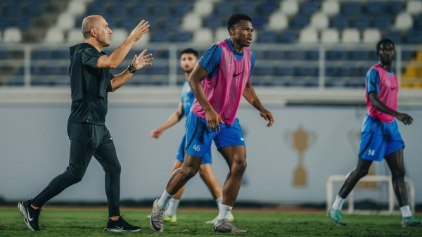 الفوز بلقب دورينا يتطل ب التضحية بـ المدرب الفوز بلقب دورينا يتطل ب التضحية بـ المدرب