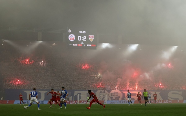 100 مصاب في مباراة مثيرة بكأس ألمانيا