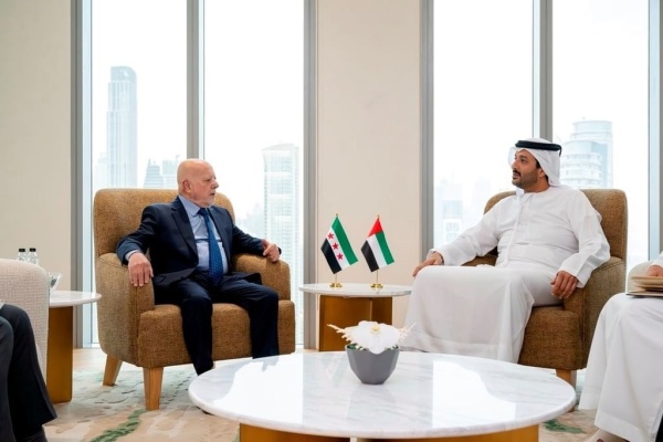 الإمارات وسوريا تبحثان تعزيز التعاون الاقتصادي واستكشاف فرص جديدة الإمارات وسوريا تبحثان تعزيز التعاون الاقتصادي واستكشاف فرص جديدة