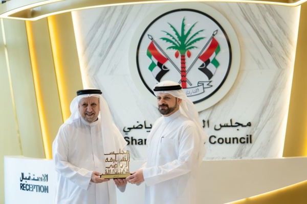 الشارقة الرياضي يط لع على مخرجات البرنامج الصيفي للحمرية