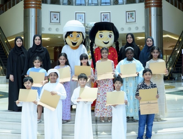 الأرشيف والمكتبة الوطنية ينظ م رحلة علمية لأبناء الموظفين