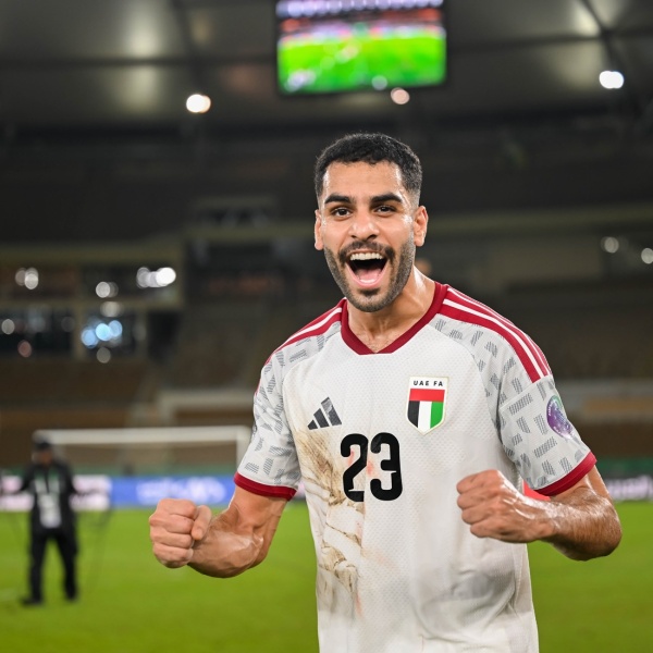 سلطان عادل نقاتل من أجل لقب الخليج و الأبيض على قلب رجل واحد
