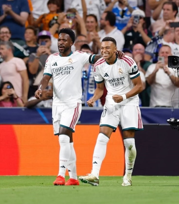 ريال مدريد يتأهب للحاق بركب القمة قبل معركة الكلاسيكو ريال مدريد يتأهب للحاق بركب القمة قبل معركة الكلاسيكو