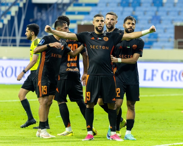 يونايتد يحتفل بفوزه الأول في كأس مصرف أبوظبي الإسلامي يونايتد يحتفل بفوزه الأول في كأس مصرف أبوظبي الإسلامي