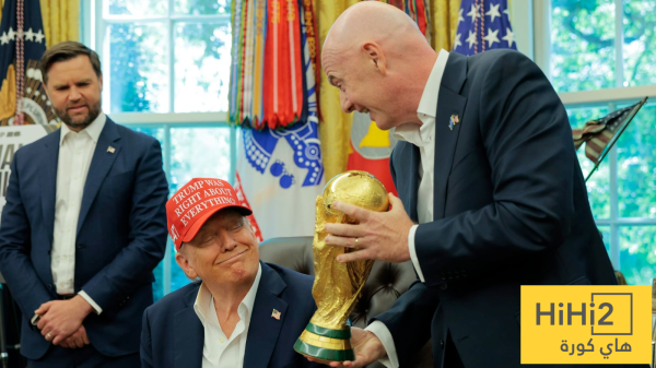 ترامب يفاجئ مدرب أمريكا قبل انطلاق المونديال ترامب يفاجئ مدرب أمريكا قبل انطلاق المونديال