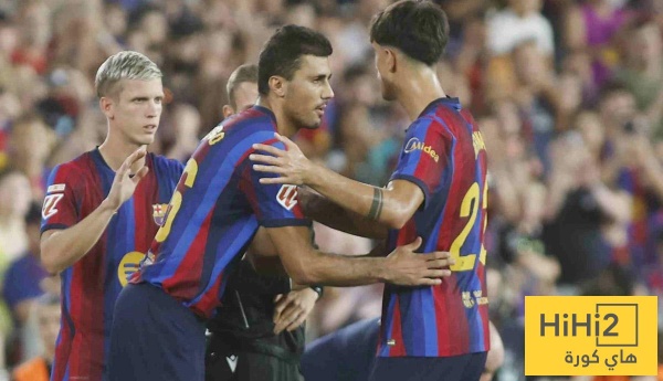 4 نجوم في برشلونة يتنافسون على مقعدين فقط