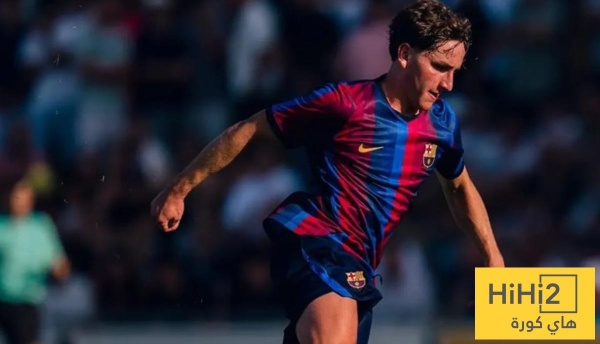 برشلونة يجدد عقد لاعبه برشلونة يجدد عقد لاعبه